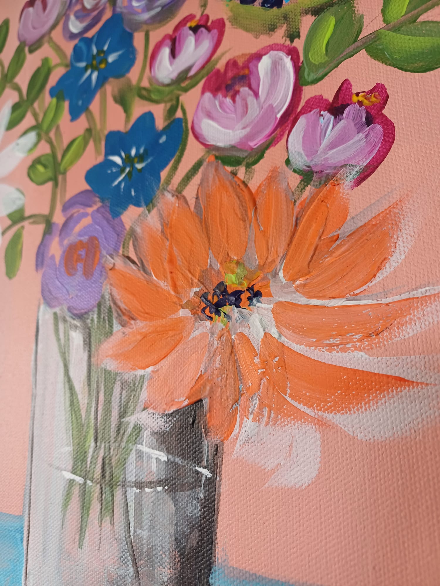toile peinte à la main d'un vase avec des fleurs orange, violet, blanc bleu. Peint par Alice Alnet Ribeiro (LICE)